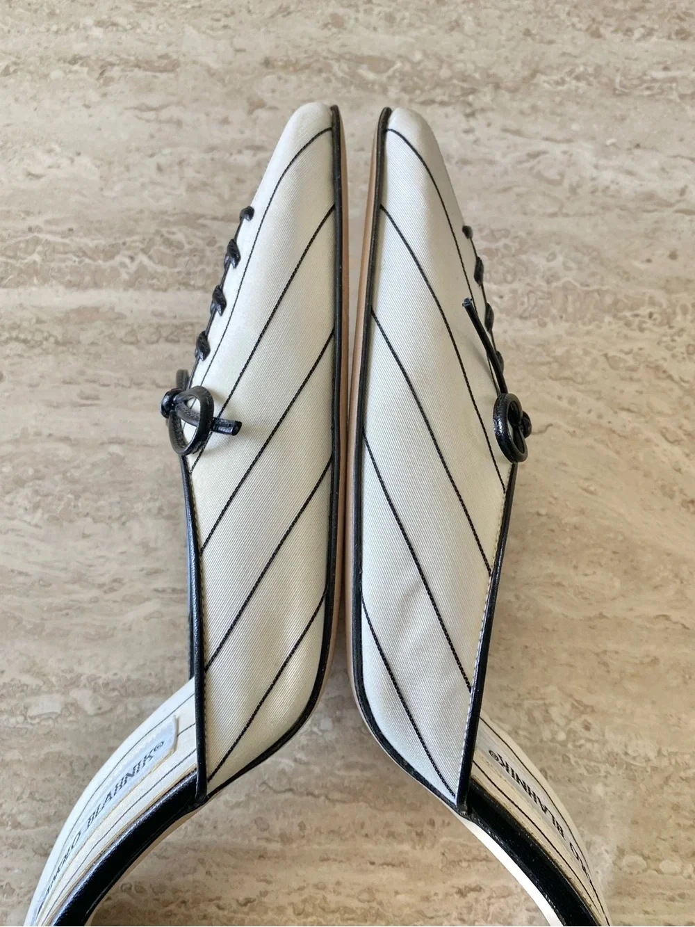 Vintage Manolo Blahnik Pinstripe Bow Mule Heels - Picture 7 of 12